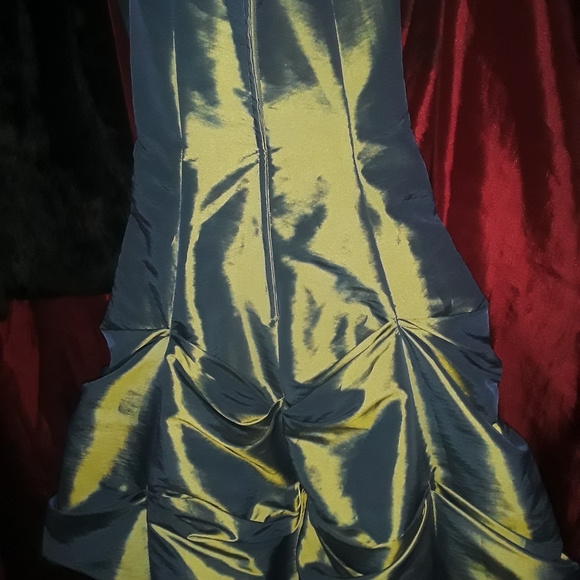 Prom Dress - Picture 2 of 2